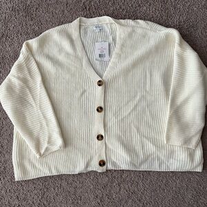 True Craft Women's Ivory Button-Up Cardigan